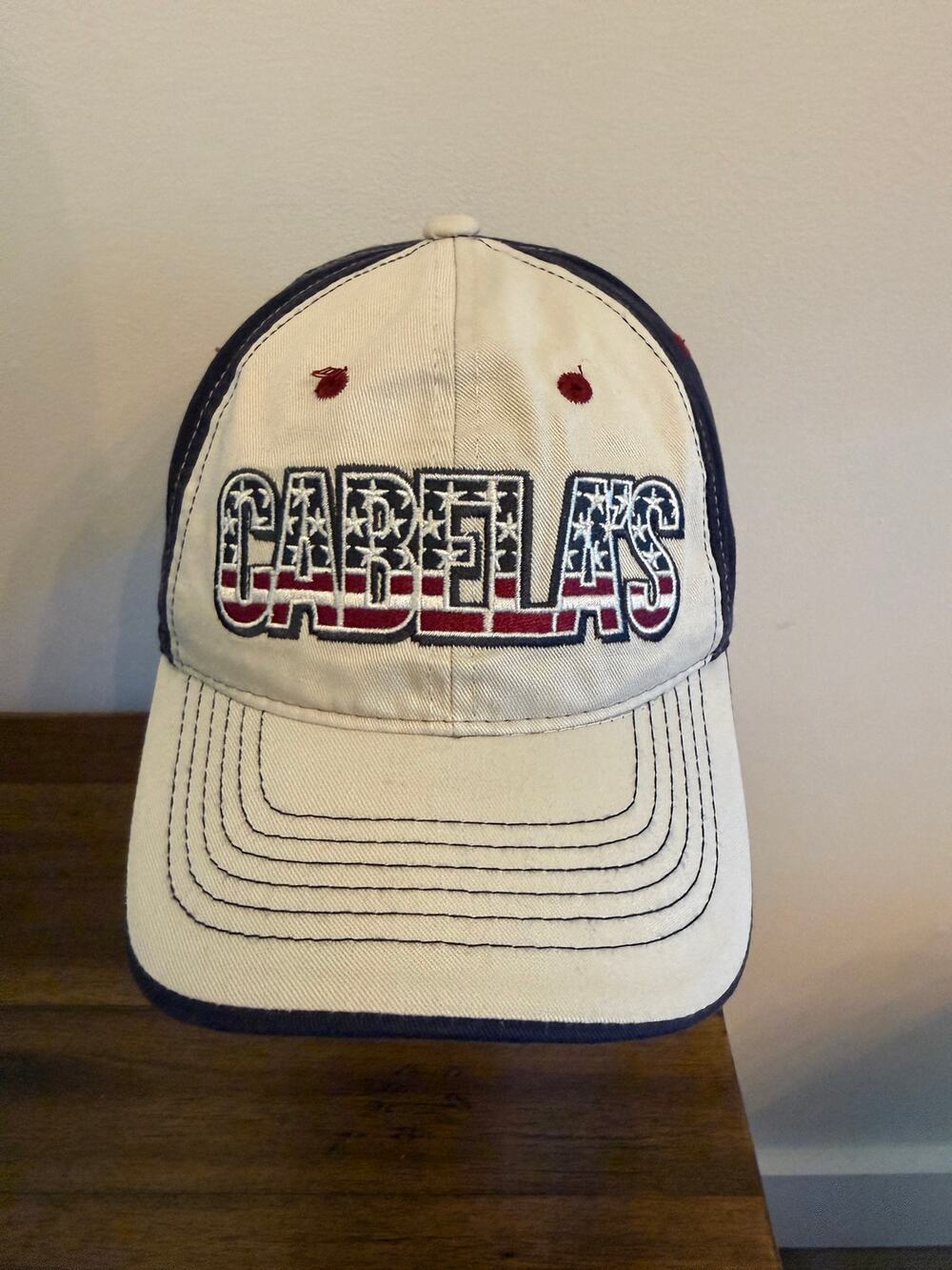 Cabela’s Stars and Stripes Women’s Baseball Hat Adjustable
